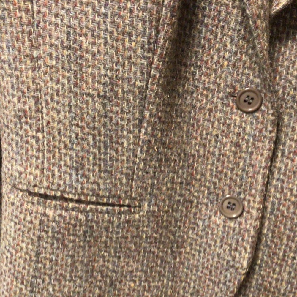 Larry Levine Petites - Tweed Fully Lined Two Piece Suit, Jacket & Skirt - Picture 3 of 10